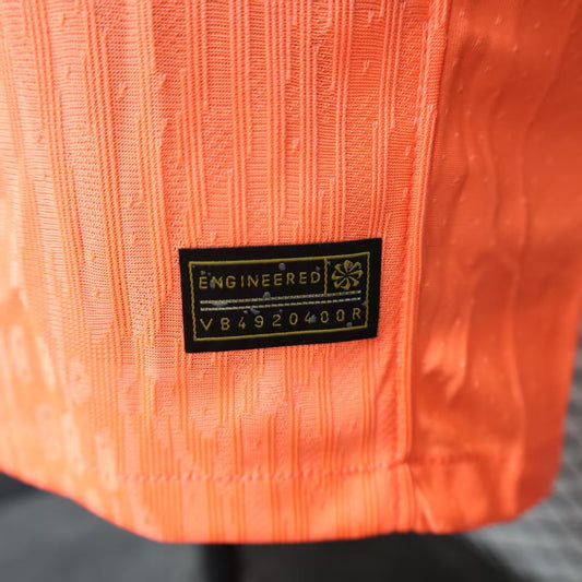 ברצלונה שלישית 25/26