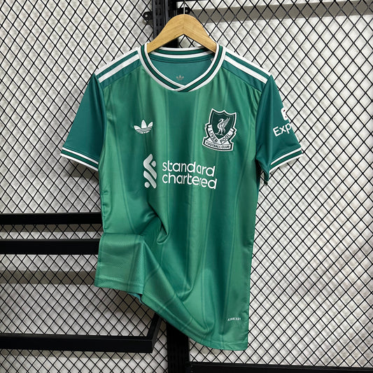 ליברפול שלישית 25/26