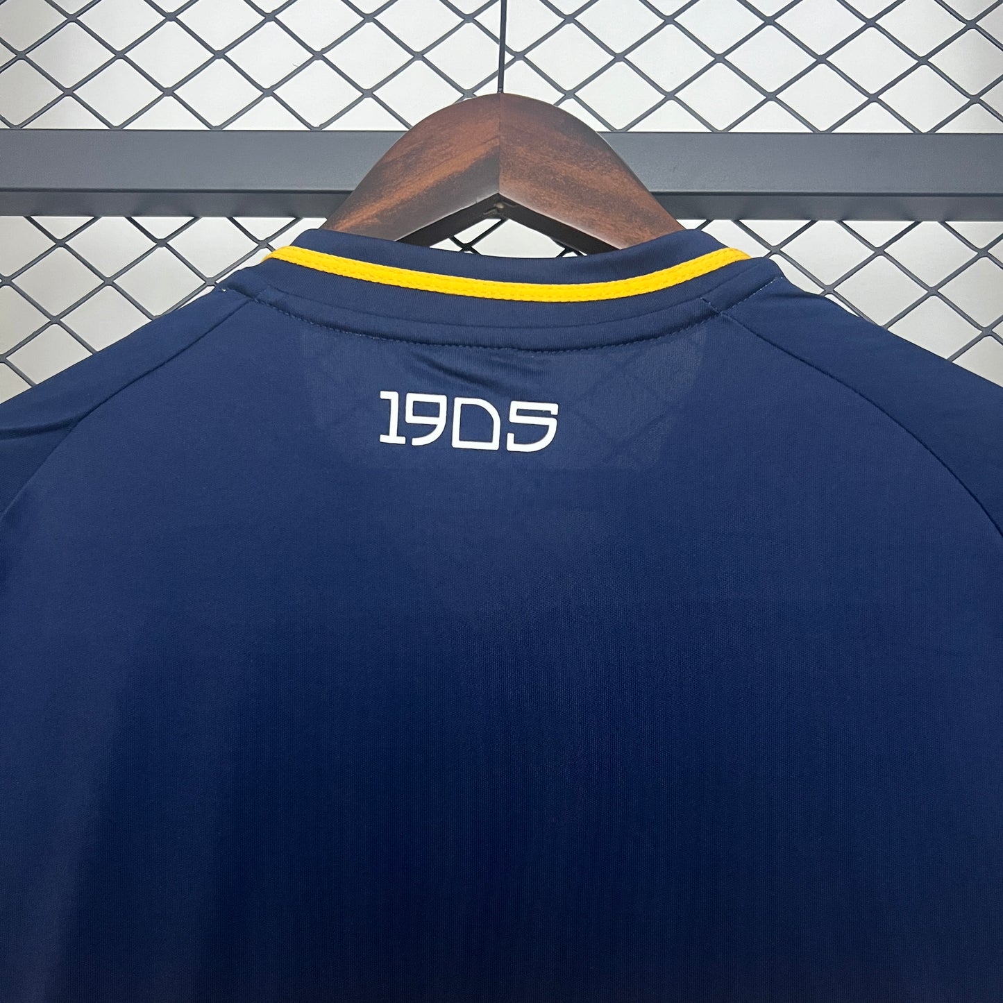 בוקה ג'וניורס בית 25/26